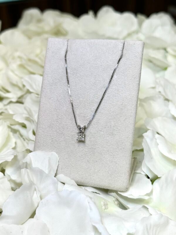Dije Diamante Natural Princess