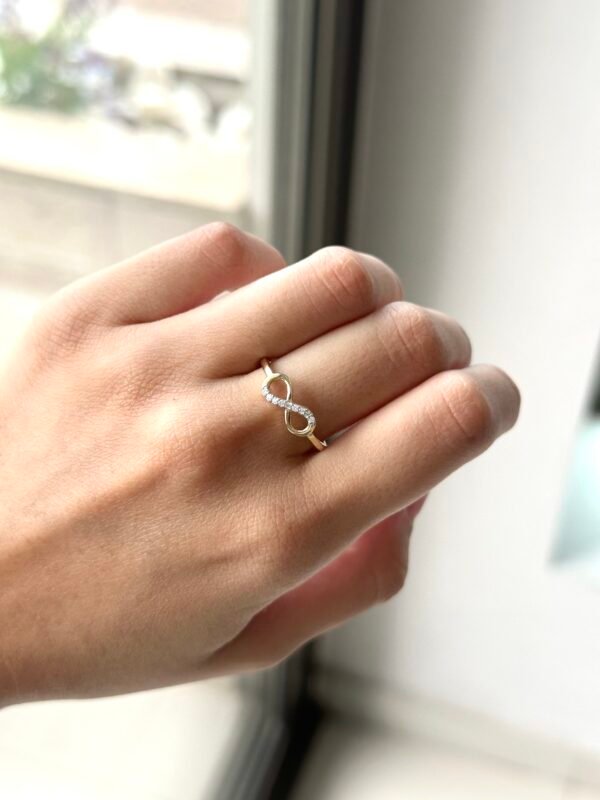 Anillo Infinito Diamantes Naturales